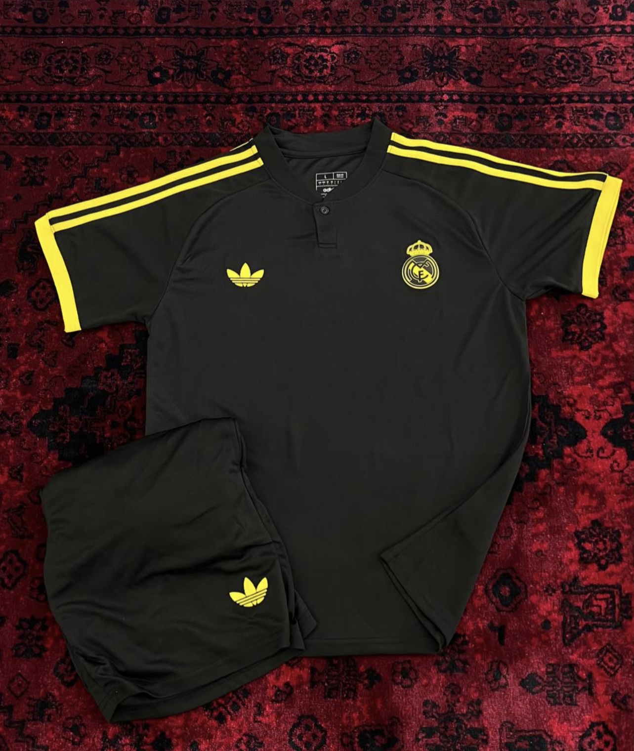 ست با شلوارک رئال مادرید