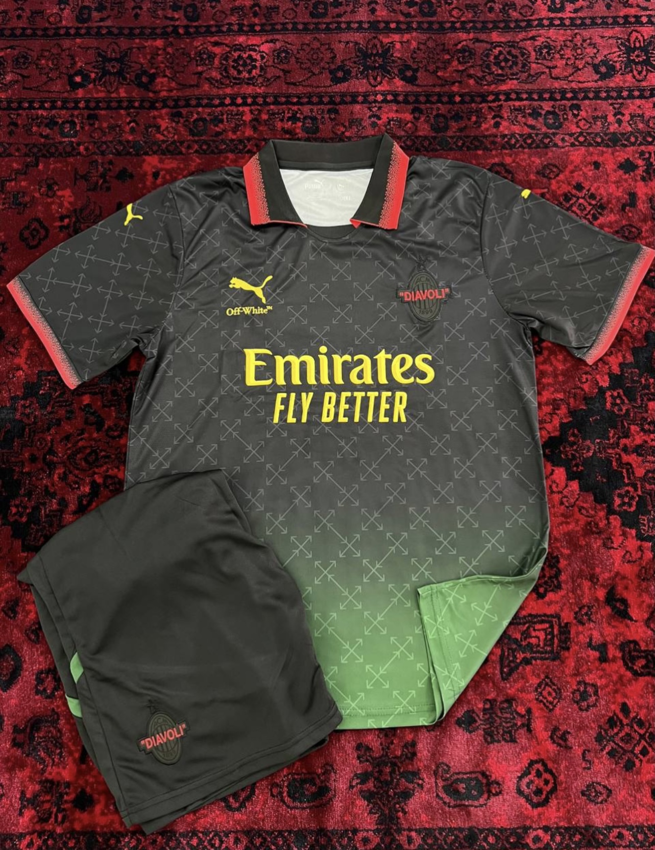 کیت چهارم آث میلان ٢٠٢٥