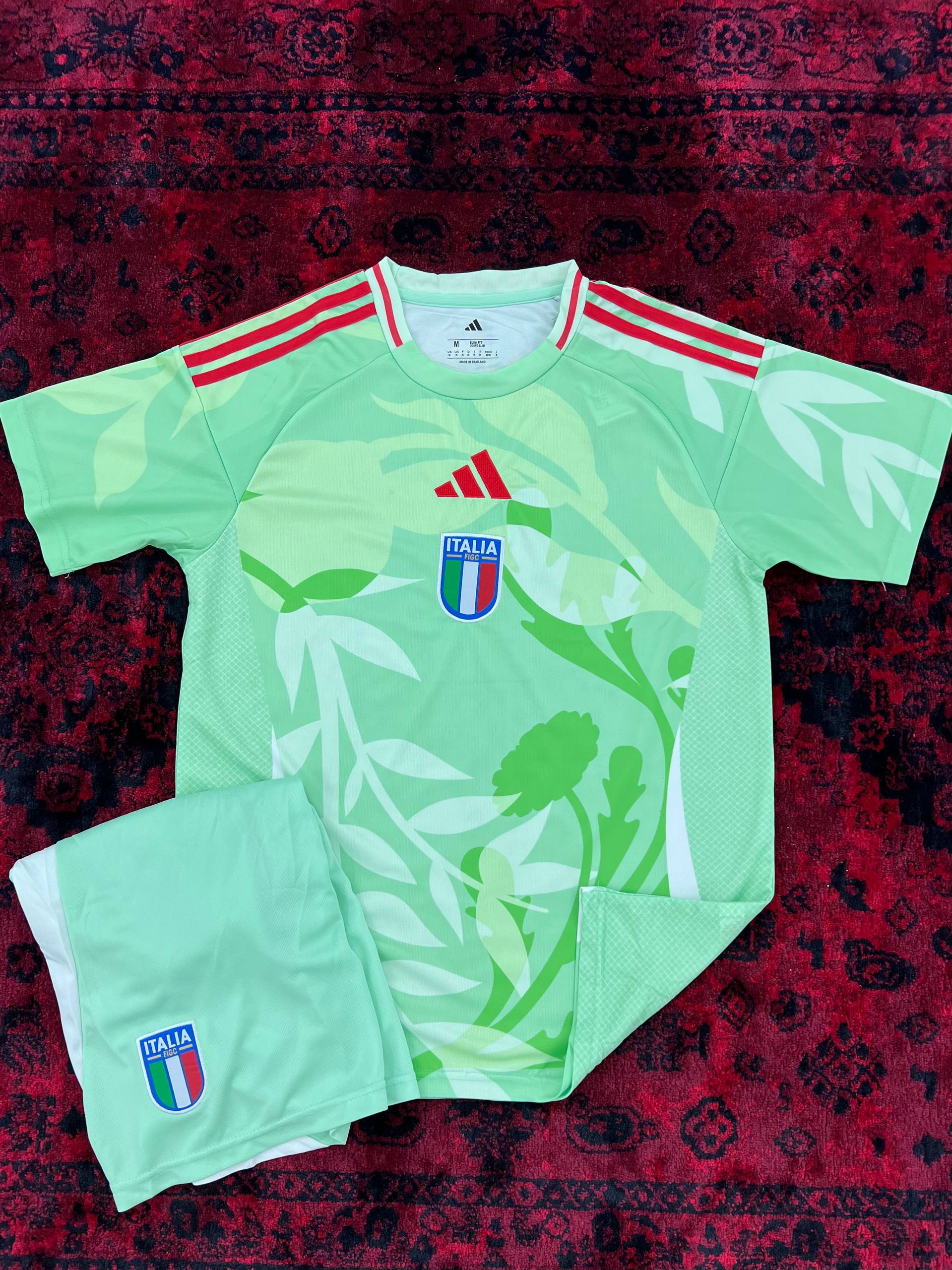 کیت ایتالیا 2026